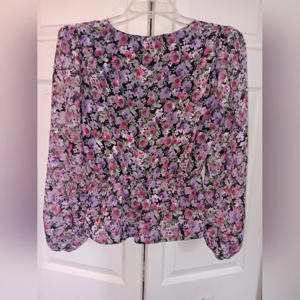Astr the Label Black Lilac Floral Peplum Wrap Blouse.  Size XS.